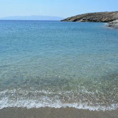 Casa vacanze Traditional Cycladic House On The Beach In *