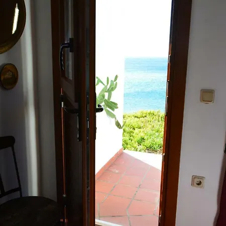 Holiday home Traditional Cycladic House On The Beach In Kythnos