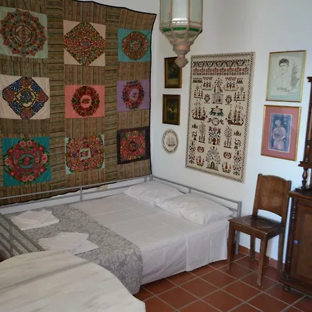 Traditional Cycladic House On The Beach In Holiday home Kythnos